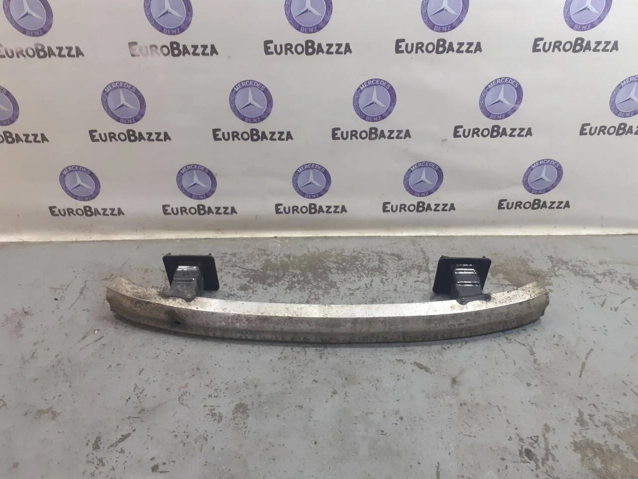 Усилитель заднего бампера Mercedes X164