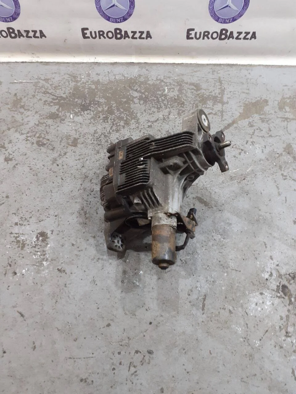 Задний редуктор Mercedes X164