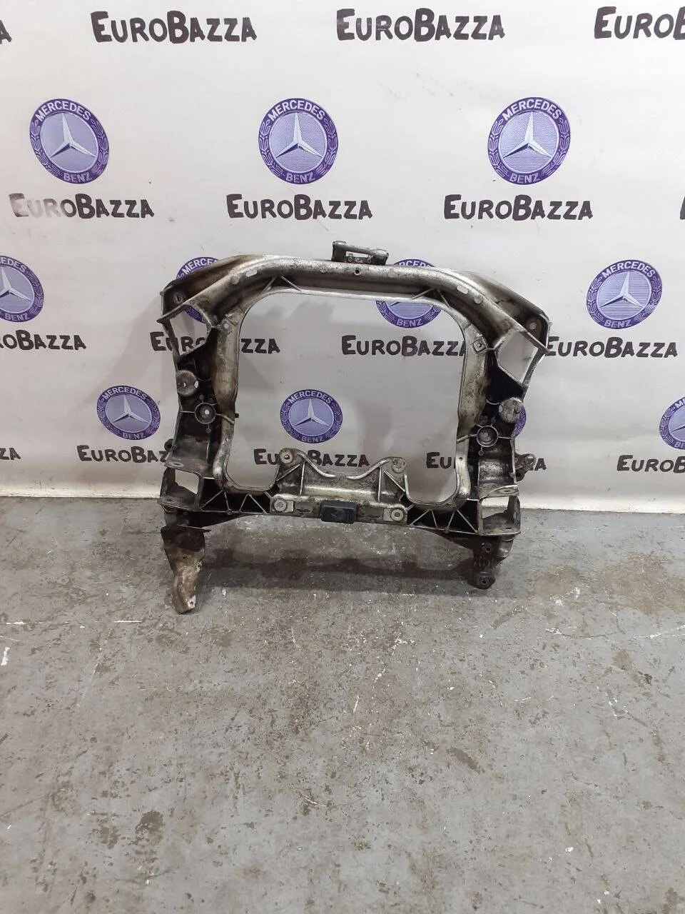 Передний подрамник Mercedes W215