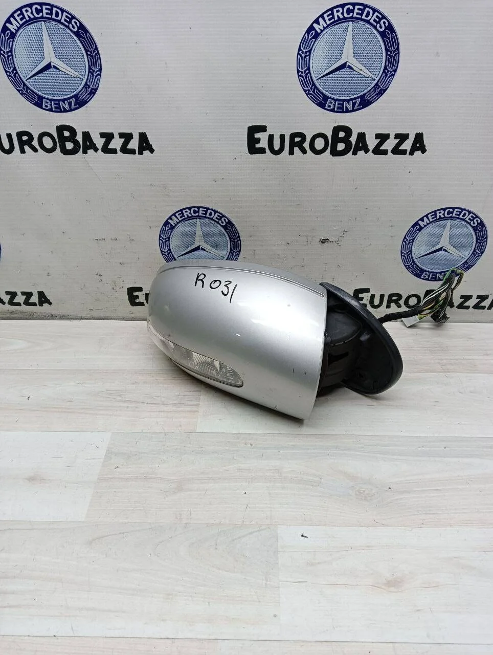 Зеркло заднего вида Mercedes W211