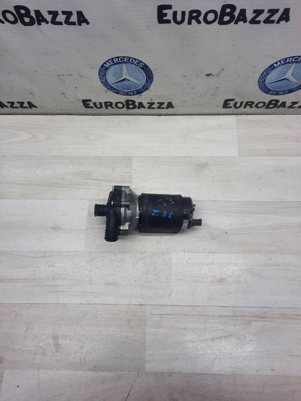 Дополнительная помпа Mercedes W221