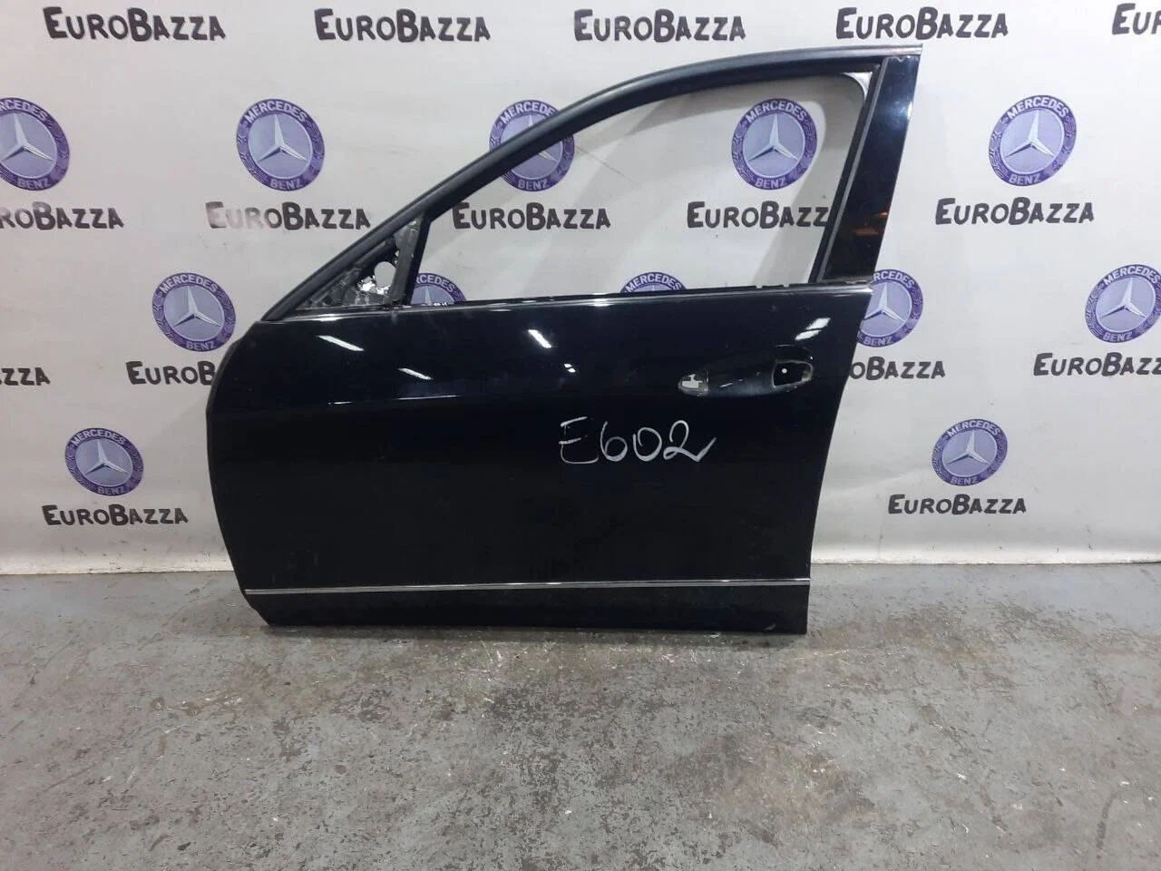 Дверь передняя левая Mercedes W212