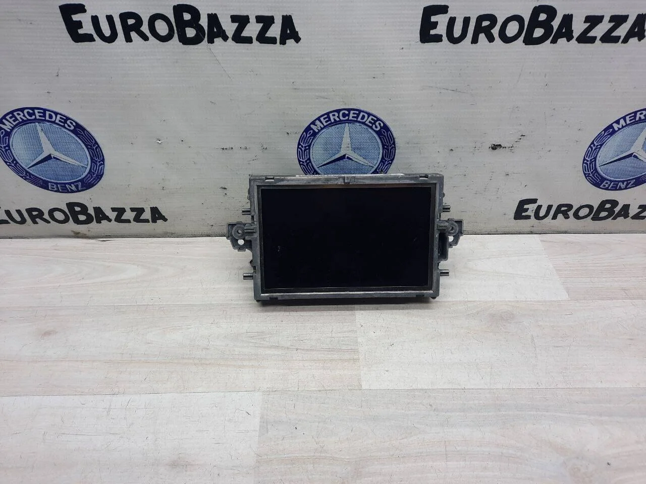 Дисплей информационный Mercedes W212