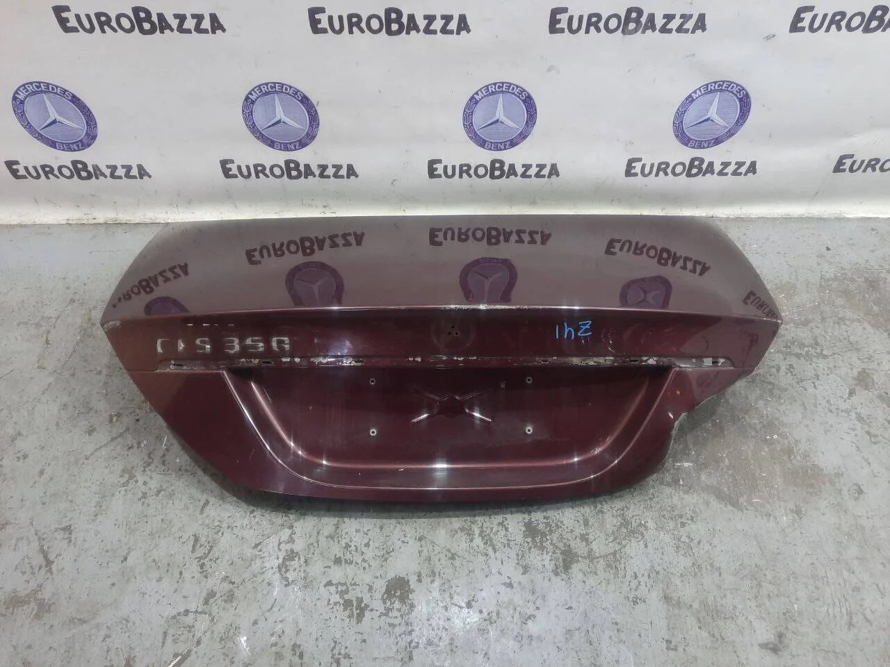 Крышка багажника Mercedes W219