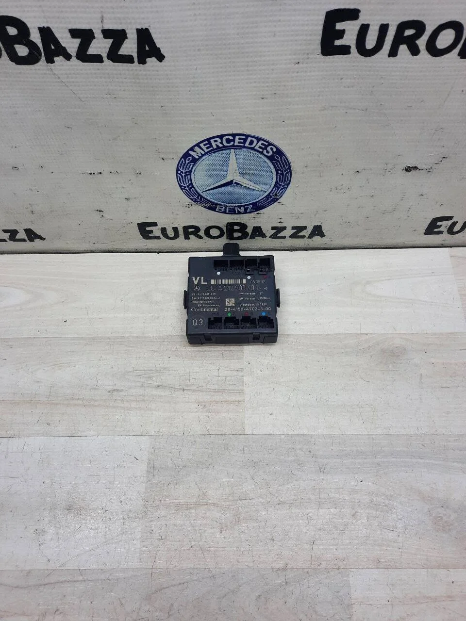 Блок управления дверью левый Mercedes W204