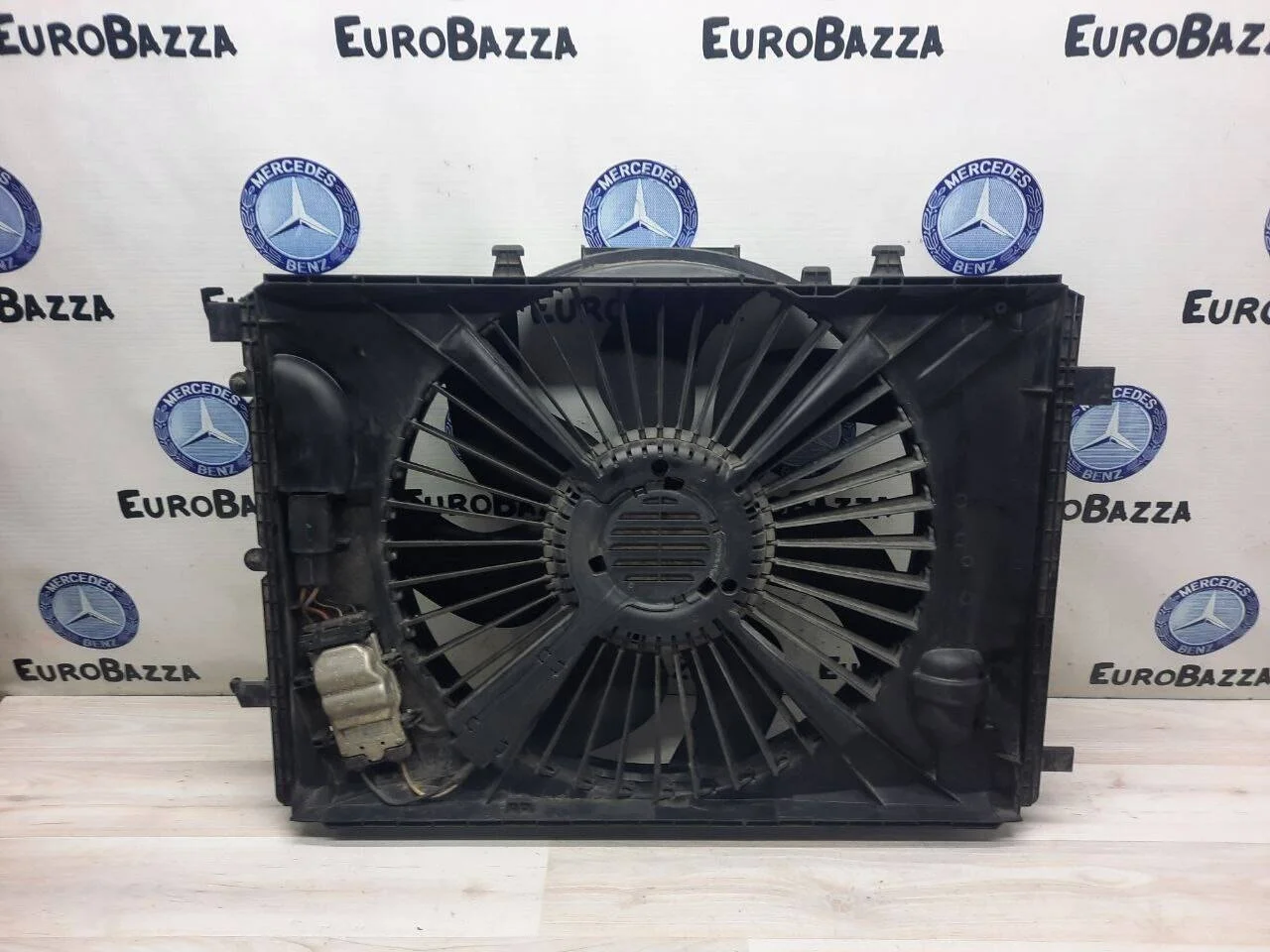 Вентилятор основного радиатора Mercedes W212