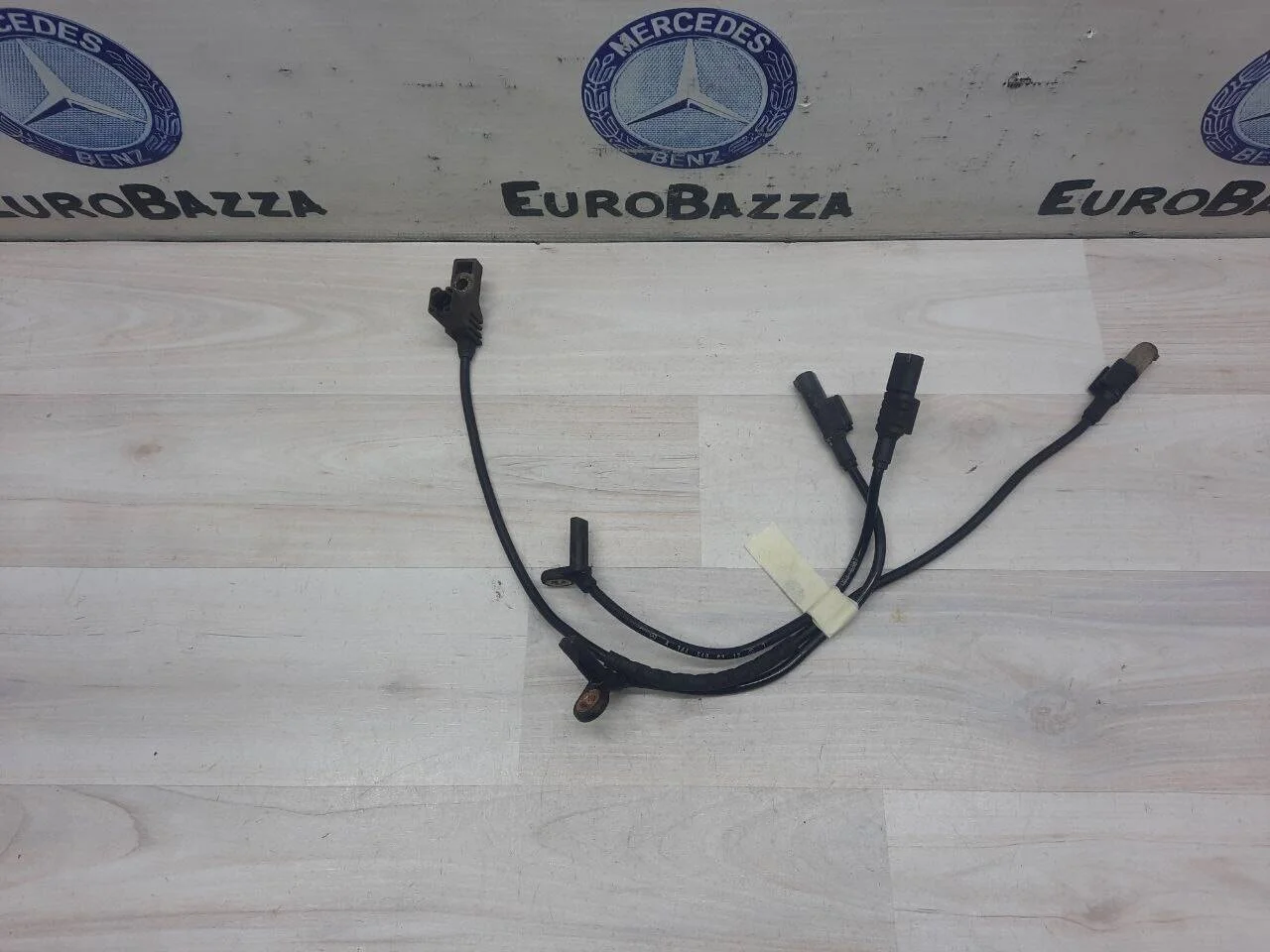 Датчик ABS и износа колодок задний Mercedes X164
