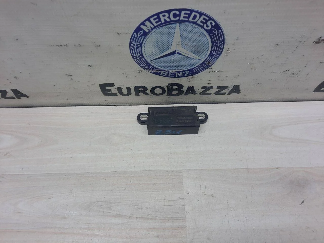 Датчик удара Mercedes W203