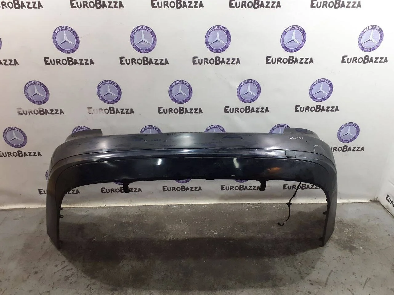 Бампер задний Mercedes W212