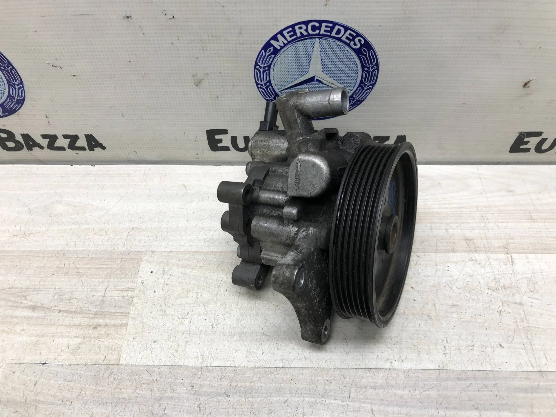 Гидроусилитель руля Mercedes М271