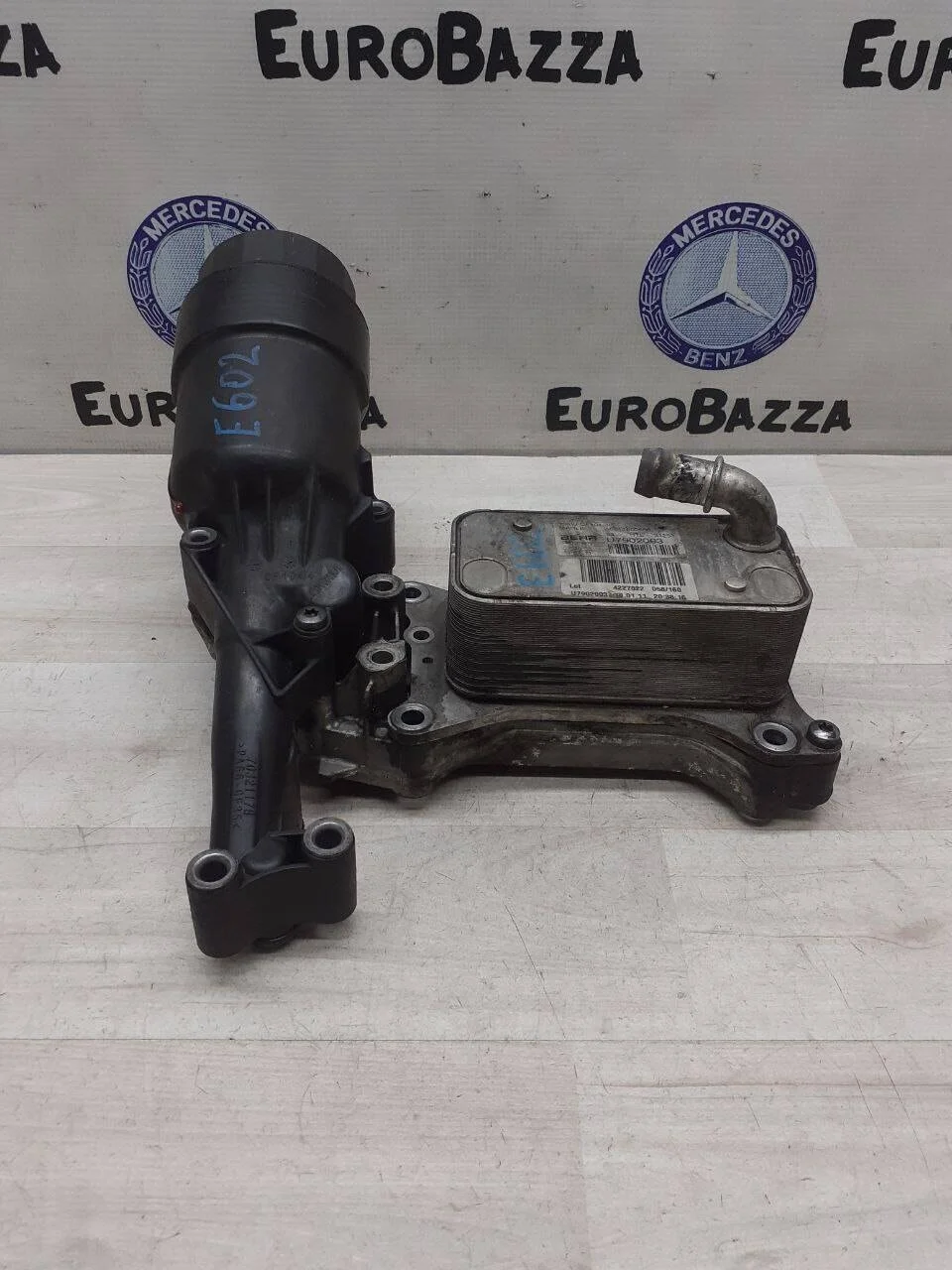 Масляный стакан с теплообменником Mercedes Om651