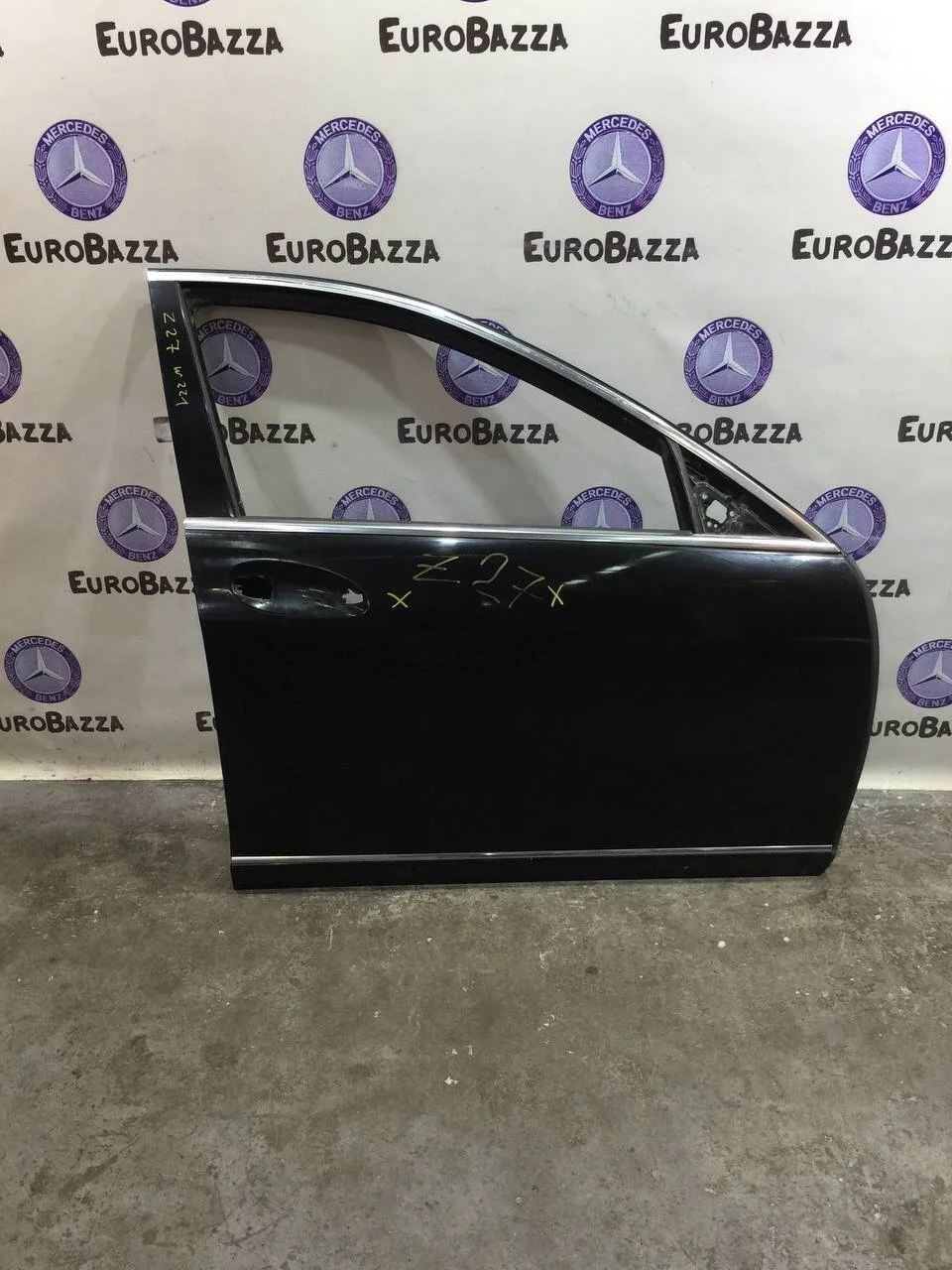 Дверь передняя правая Mercedes W221