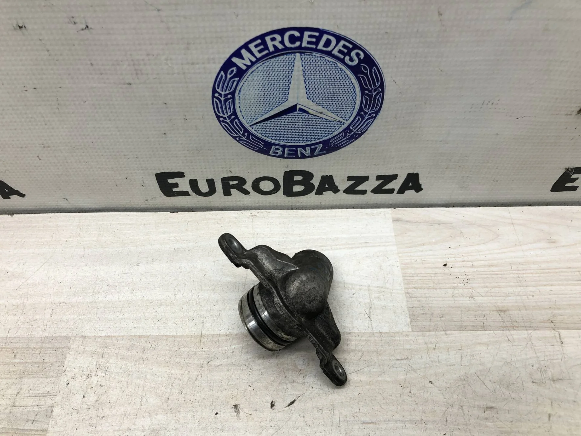 Патрубок картерных газов Mercedes Om642