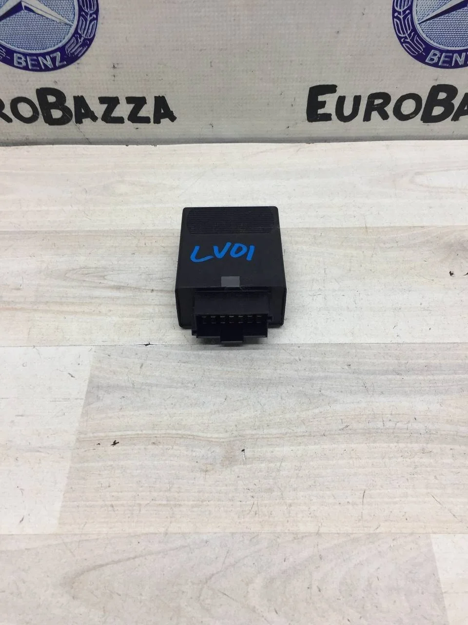 Реле обогрева заднего стекла Mercedes W638 Vito