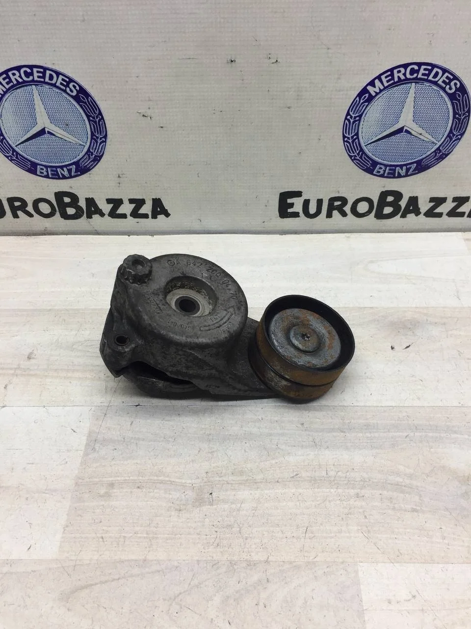 Натяжитель ремня Mercedes Om642