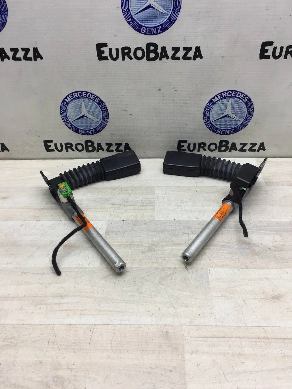 Ответная часть ремня безопасности Mercedes W203