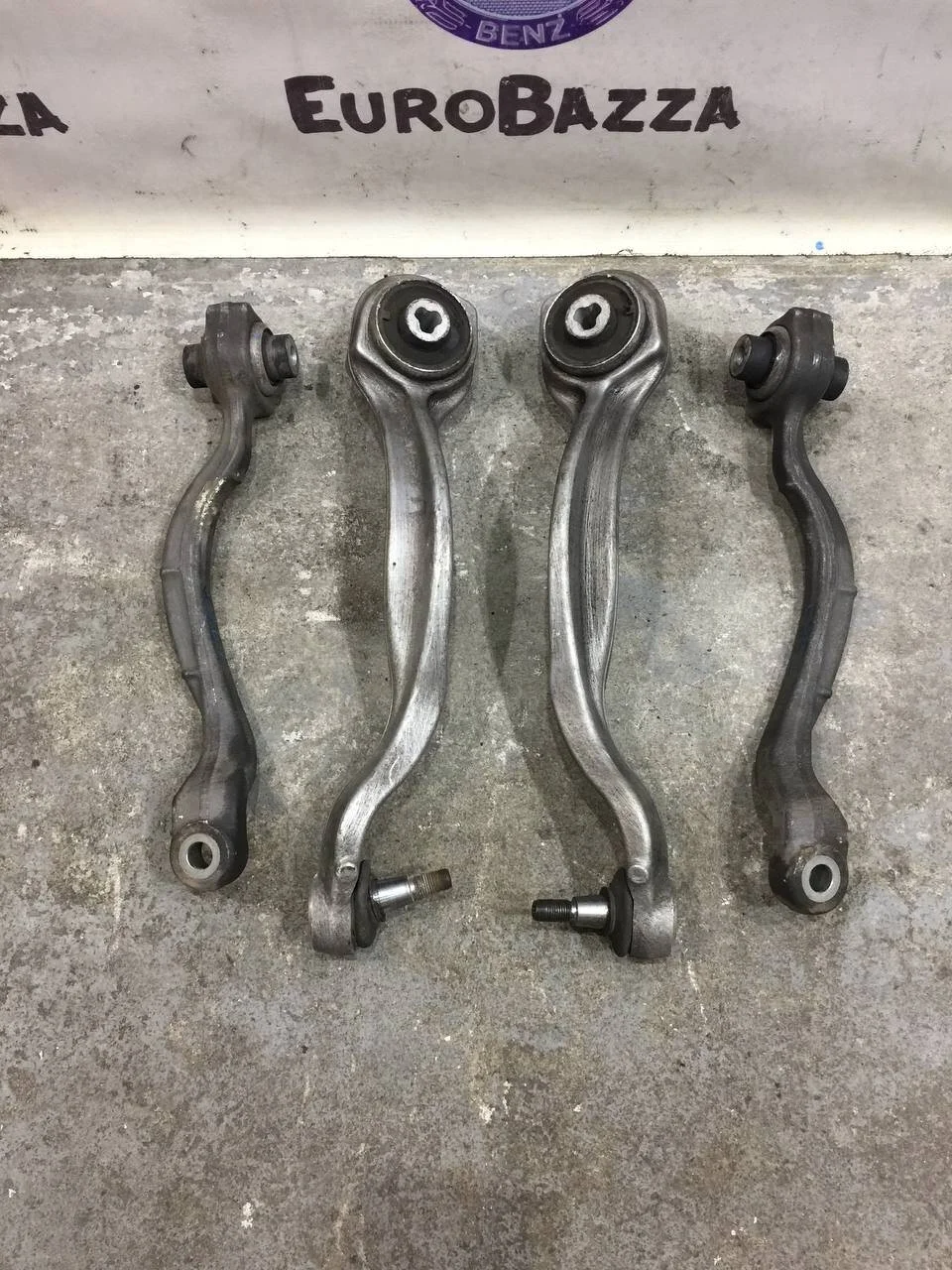 Передний рычаг Mercedes W212