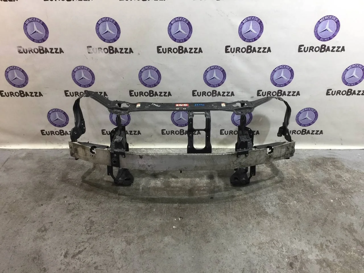 Телевизор Mercedes W209