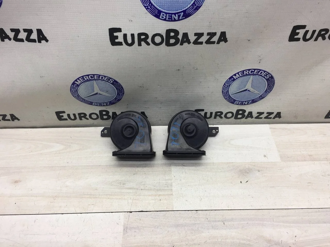 Клаксон Mercedes R170