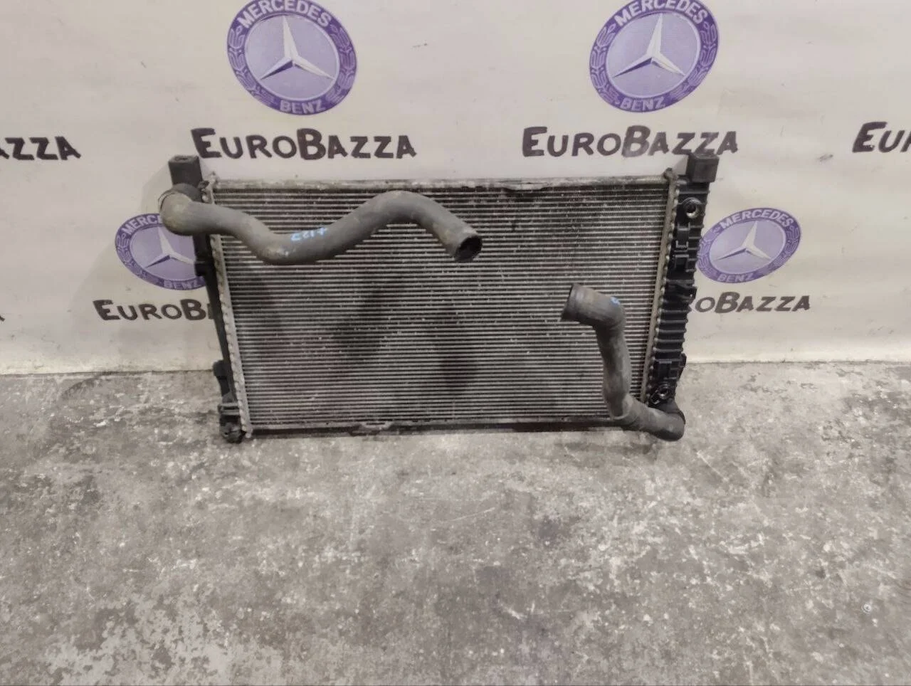 Основной радиатор с патрубками Mercedes W203