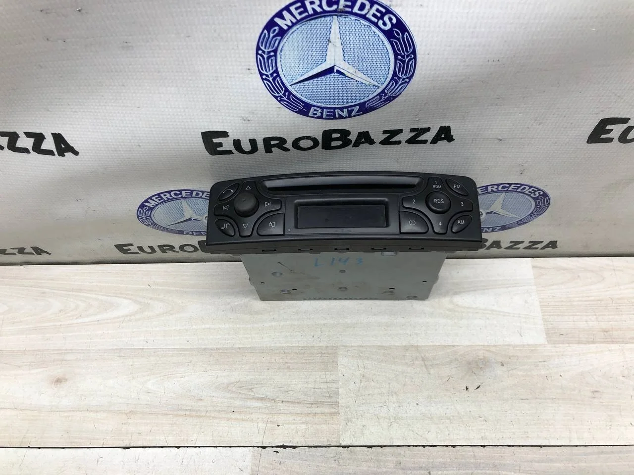 Магнитола Mercedes W203