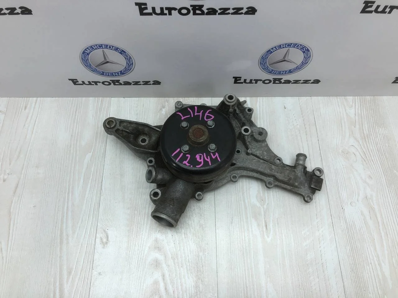Помпа основная Mercedes М112