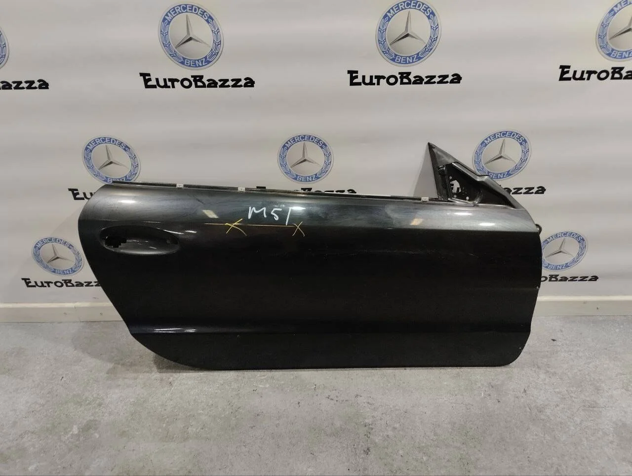 Дверь правая Mercedes R230