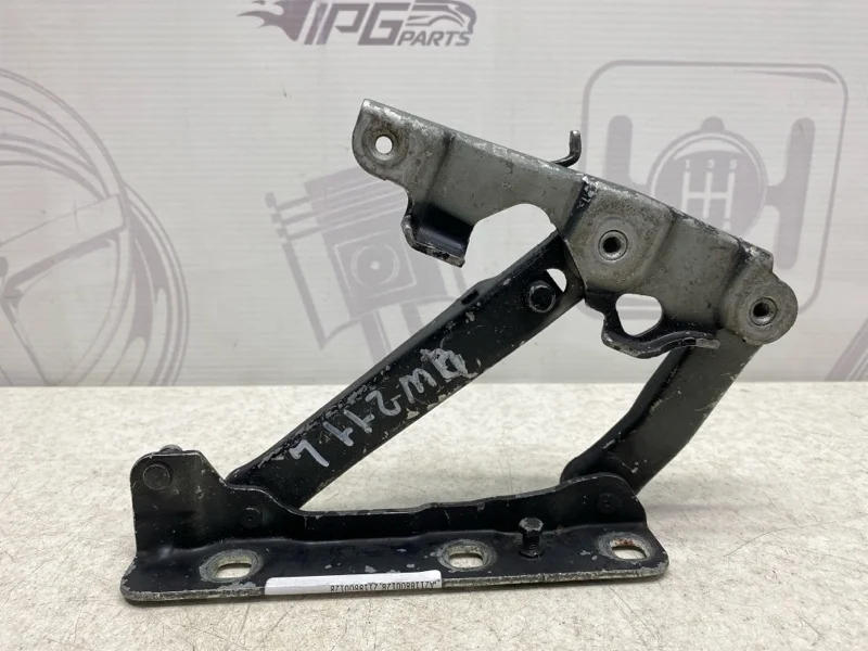 Петля капота левая Mercedes-benz 2007 W211