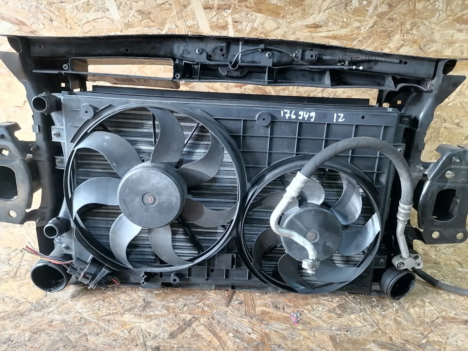 Радиатор кондиционера AUDI A3, SKODA OCTAVIA 1Z, VOLKSWAGEN GOLF 5/5+/6, JETTA 5, CADDY, TOURAN 2003- б/у A3(2004-2013);OCTAVIA 1Z(2004-2012);GOLF 5(2004-2009);JETTA 5(2005-2009)