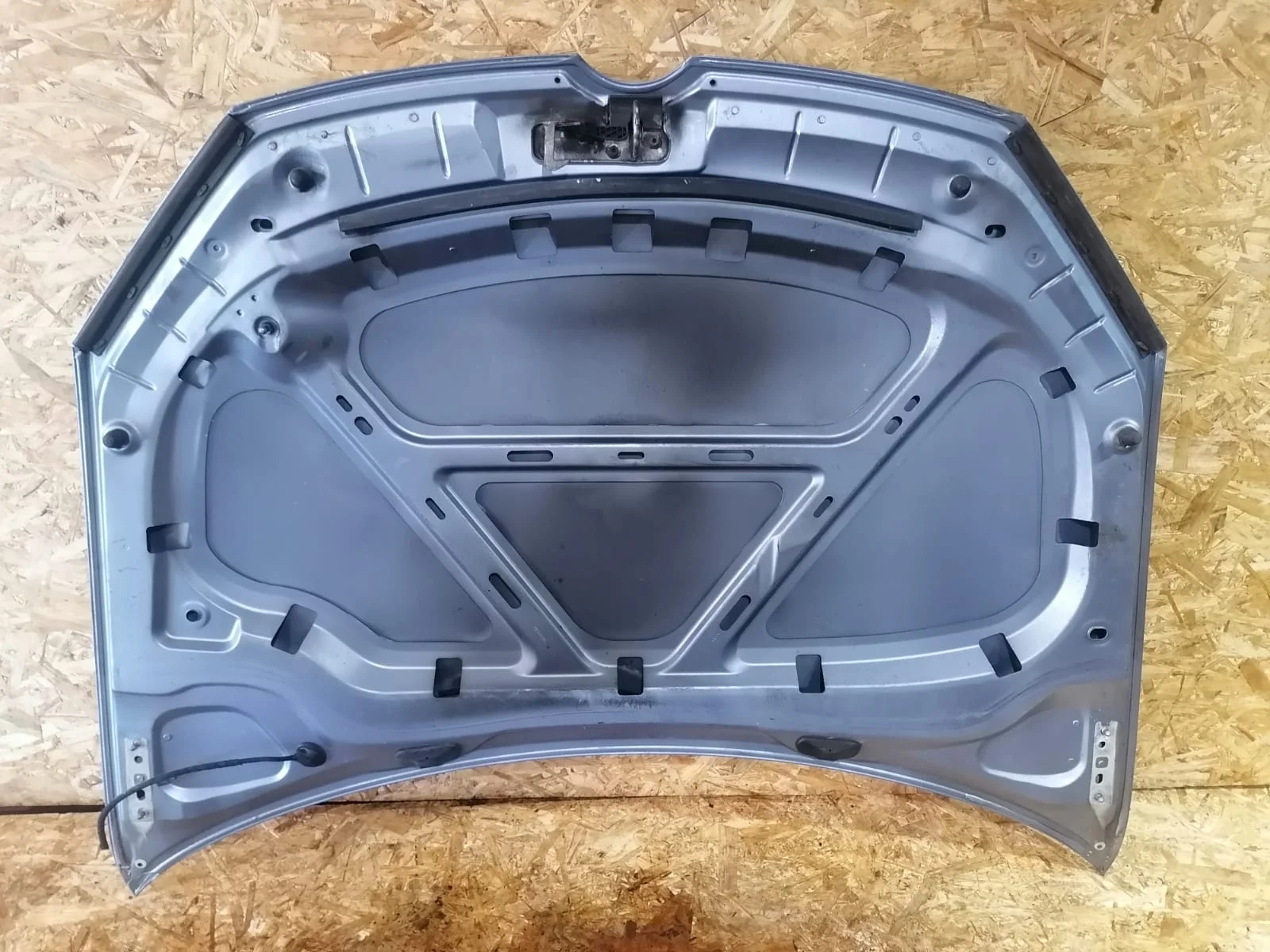 Ручка замка капота VOLKSWAGEN GOLF 6 2009- язык б/у GOLF 6(2009-2013)