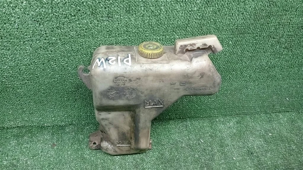 Б.у. бачок расширительный NISSAN PRIMERA P12 NISSAN PRIMERA P12
