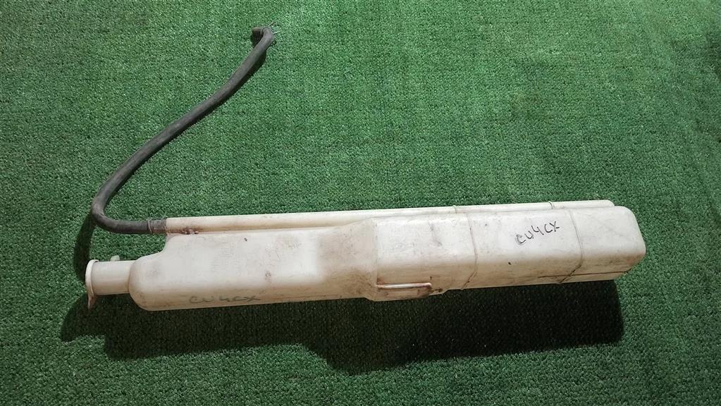 Б.у. бачок расширительный MITSUBISHI AIRTREK CU4W MITSUBISHI AIRTREK CU4W