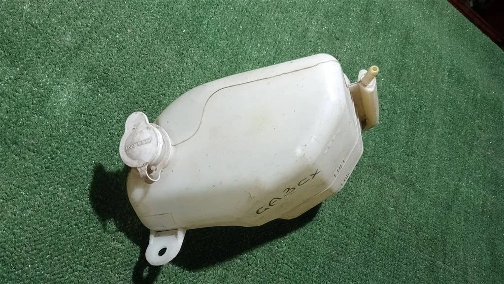 Б.у. бачок расширительный MITSUBISHI ASX GA3W MITSUBISHI ASX GA3W