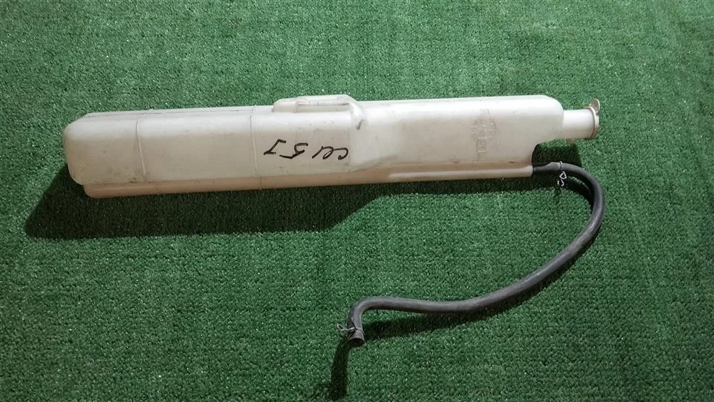 Б.у. бачок расширительный MITSUBISHI AIRTREK CU5W MITSUBISHI AIRTREK CU5W