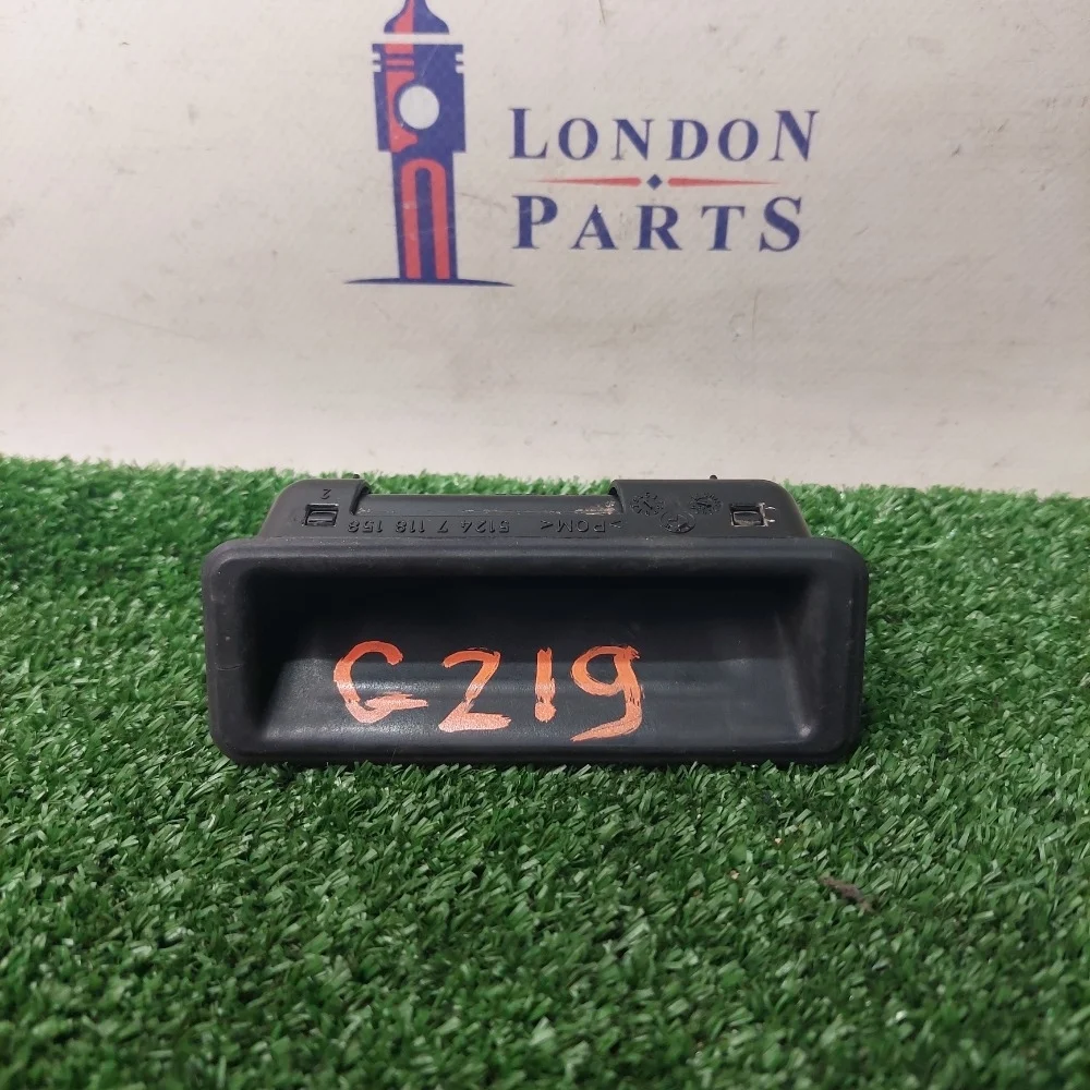 Кнопка открытия багажника BMW X5 E70