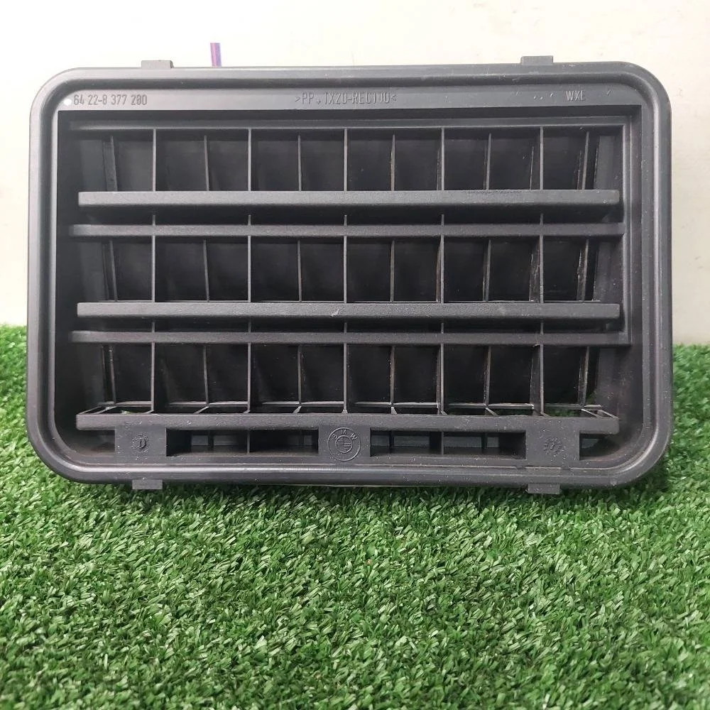 Вентиляционная решетка BMW X3 F25