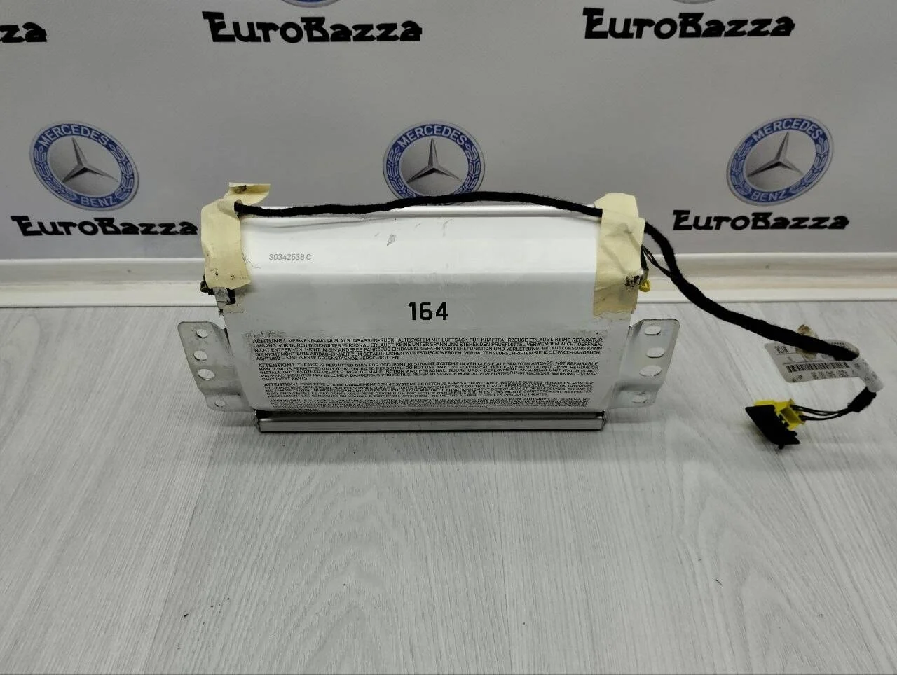 Подушка безопасности пассажирская Mercedes X164