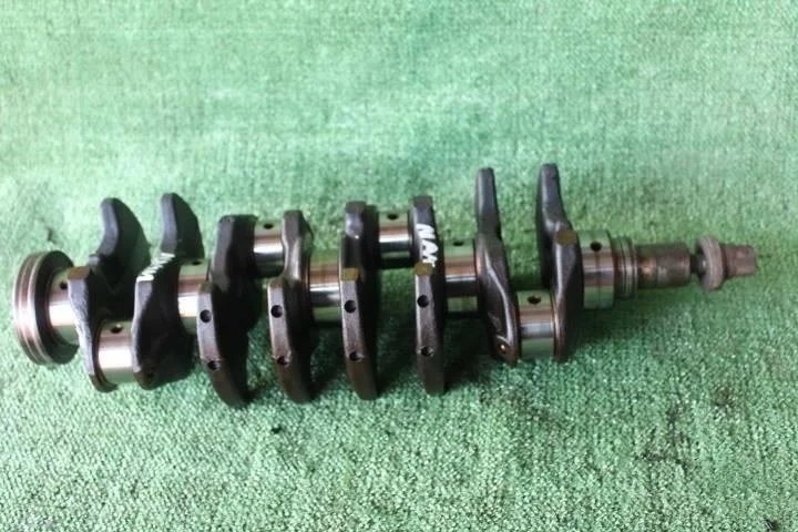 Б.у. коленвал MITSUBISHI GRANDIS NA4W MITSUBISHI GRANDIS NA4W
