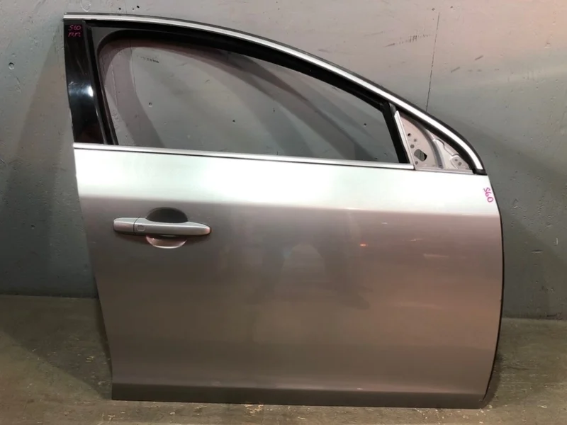 Дверь Volvo S60 2 поколение FS