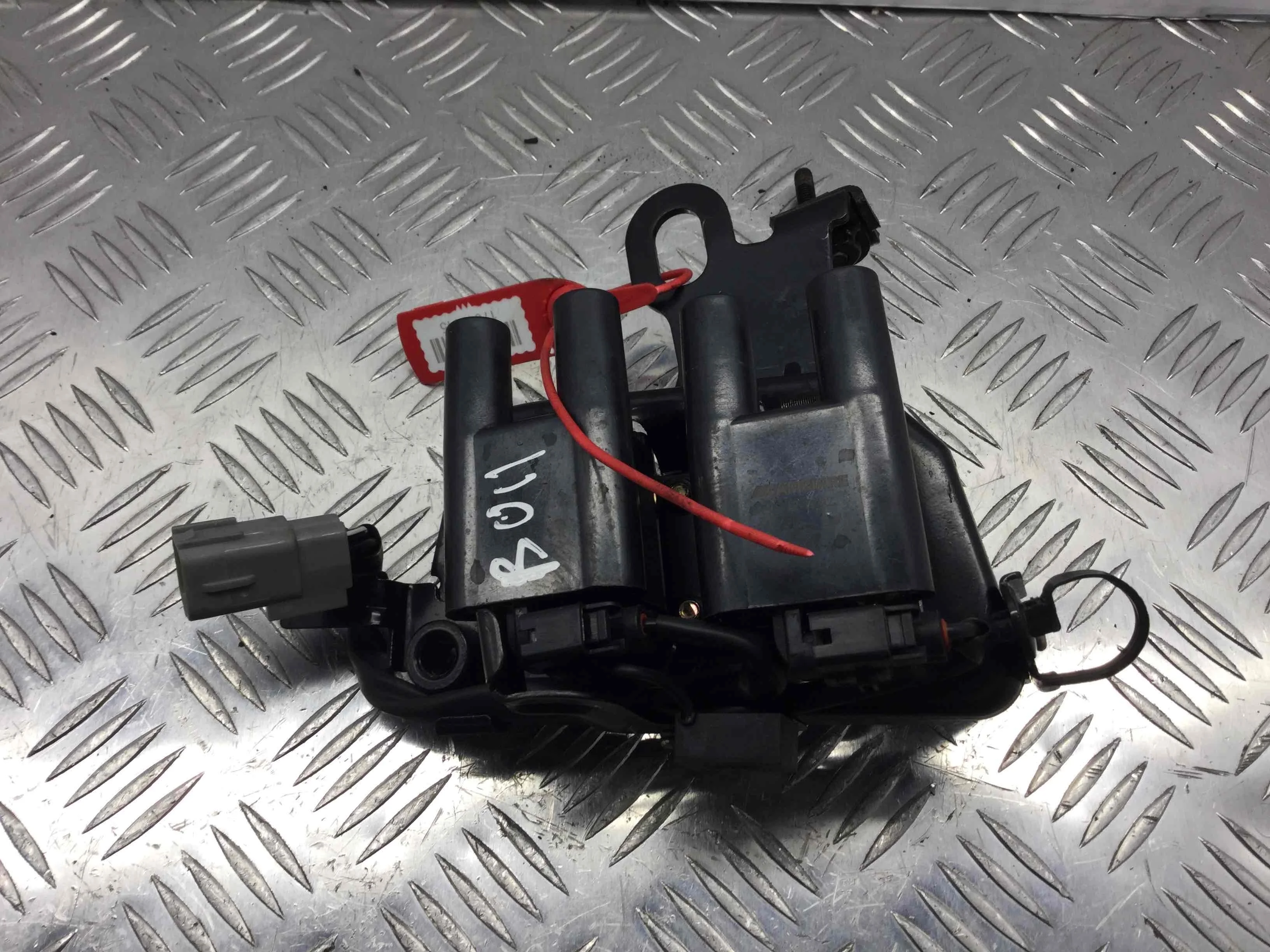 Катушка зажигания Kia Carens 1 поколение [рестайлинг] (2002-2006) бензин 2.0 i Механика Минивэн