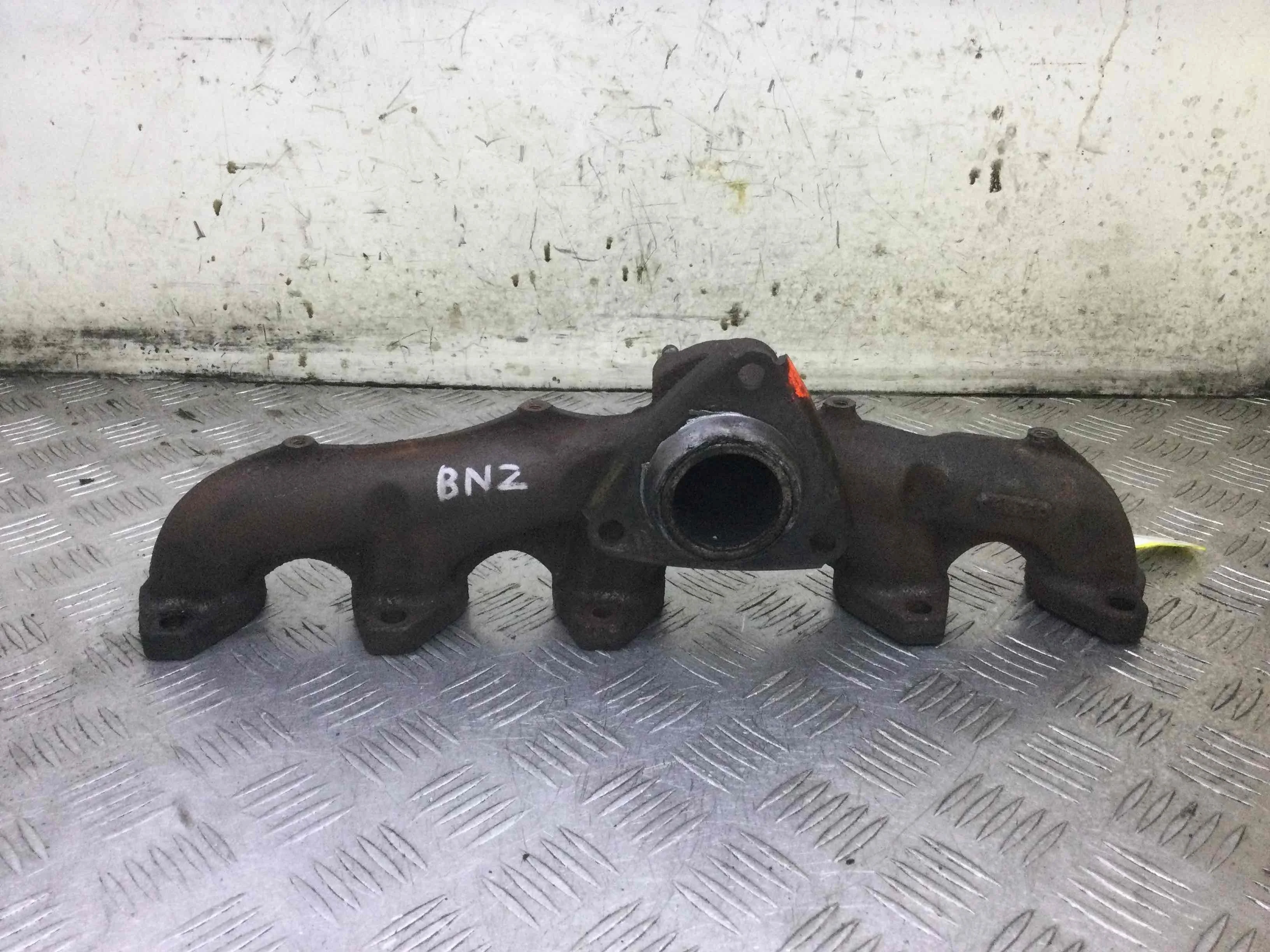 Коллектор выпускной Volkswagen Transporter T5 2003 - 2009 дизель 2.5 TDI Механика Микроавтобус