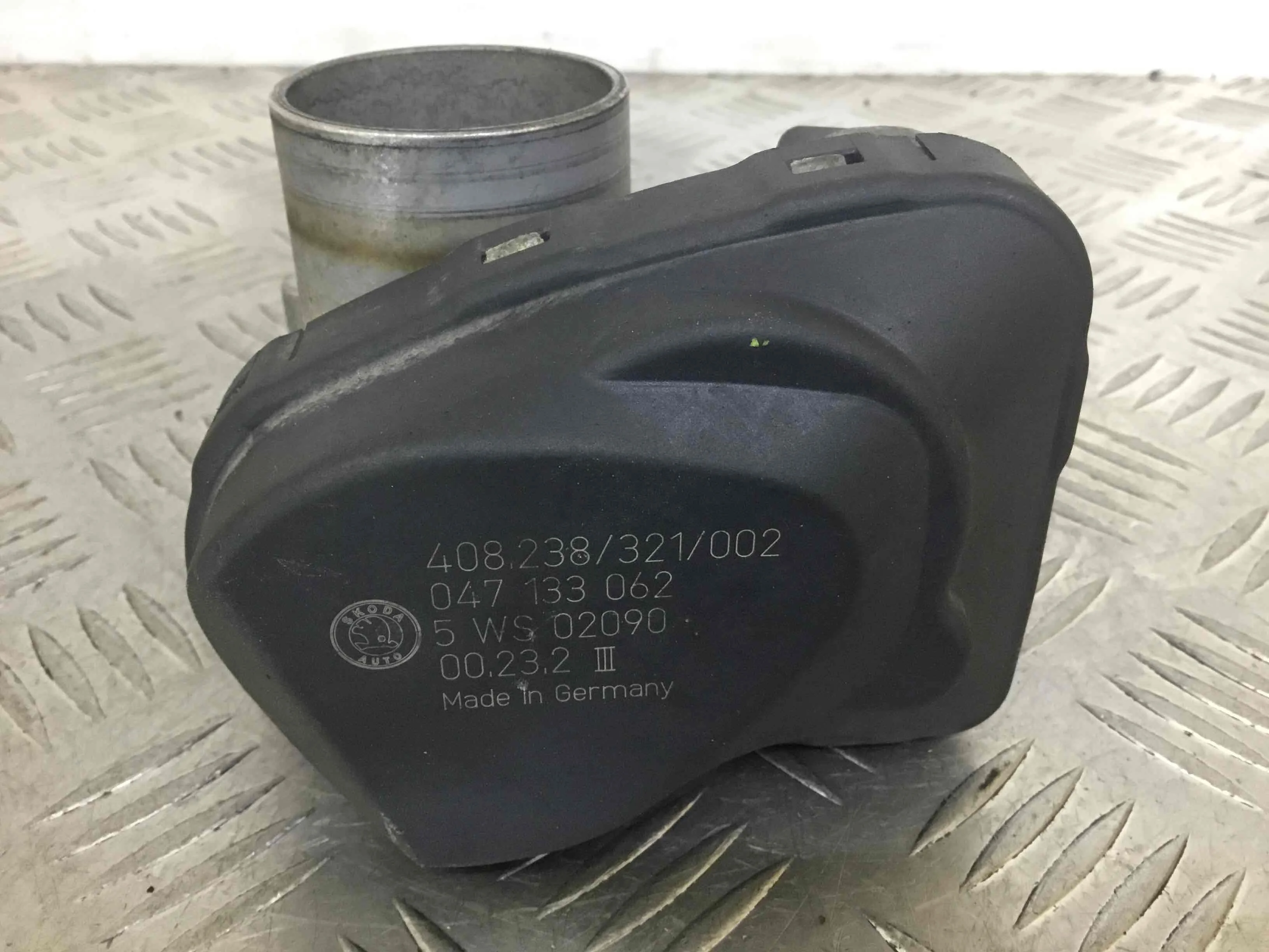 Заслонка дроссельная Skoda Fabia 1 поколение (1999-2004) бензин 1.4 i Механика Х/б