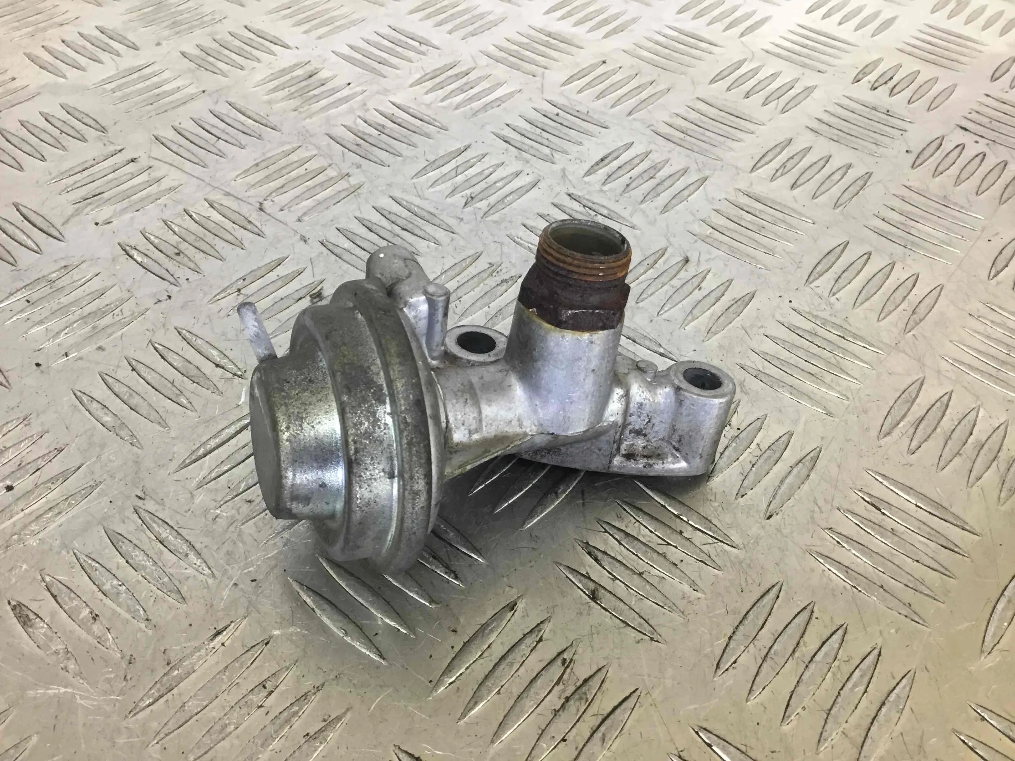 Клапан EGR Mercedes C-klasse W203/S203/CL203 (2000-2004) бензин 3.2 i Автомат Седан