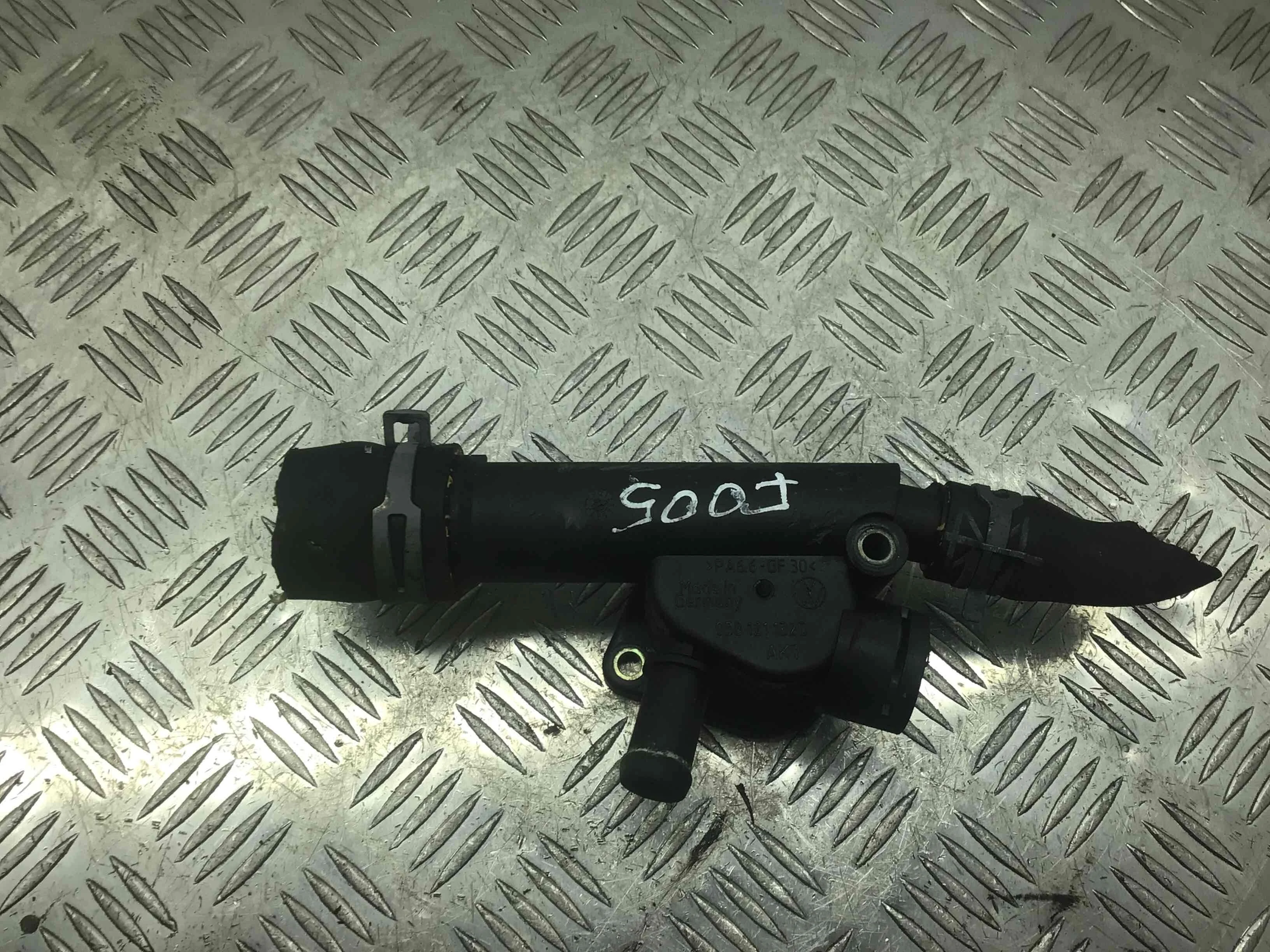 Фланец (тройник) системы охлаждения Audi A3 8L [рестайлинг] (2000-2003) дизель 1.9 TDI Механика Х/б