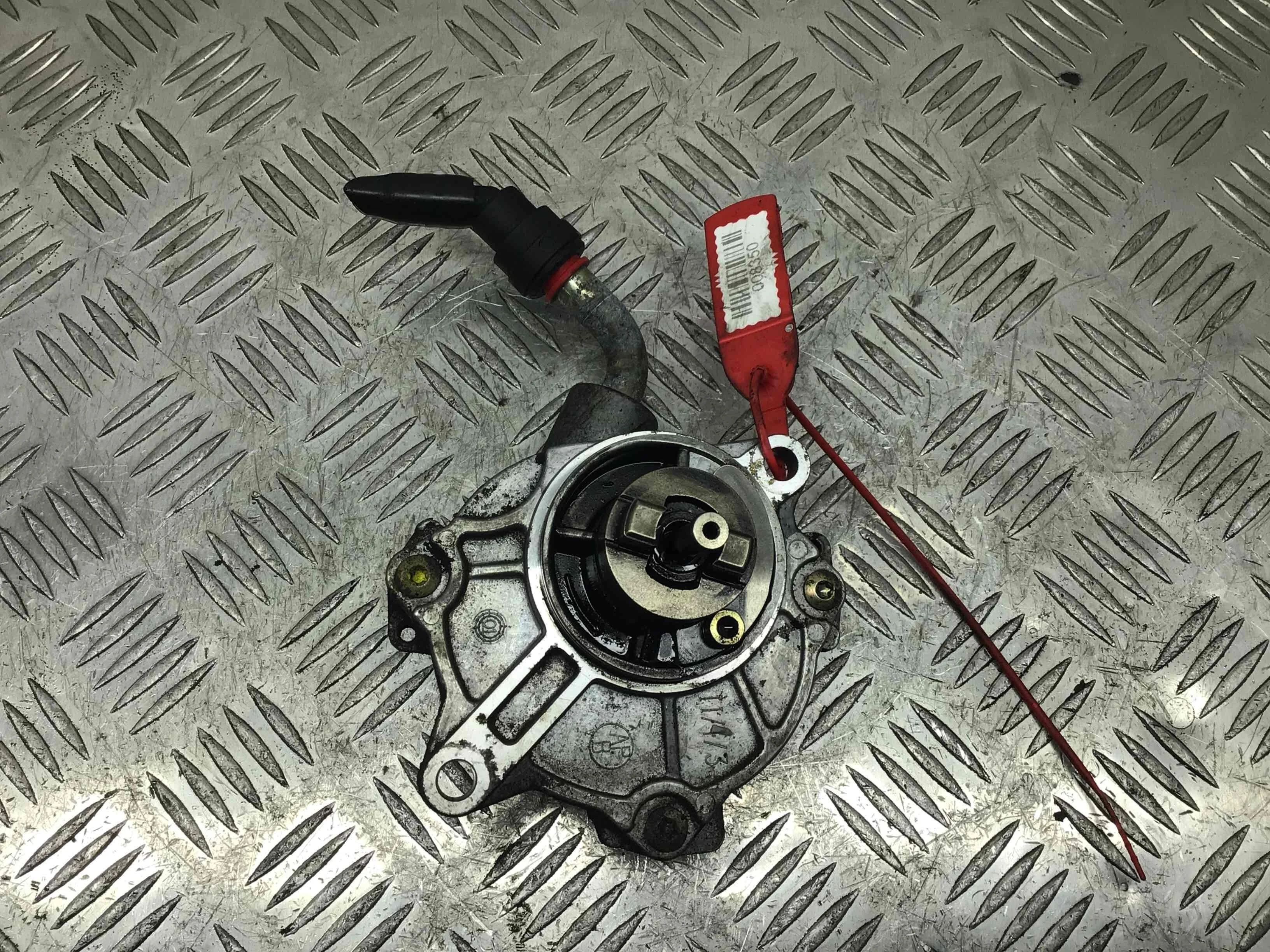 Насос вакуумный Mercedes C-klasse W203/S203/CL203 (2000-2004) дизель 2.2 CDI Автомат Седан