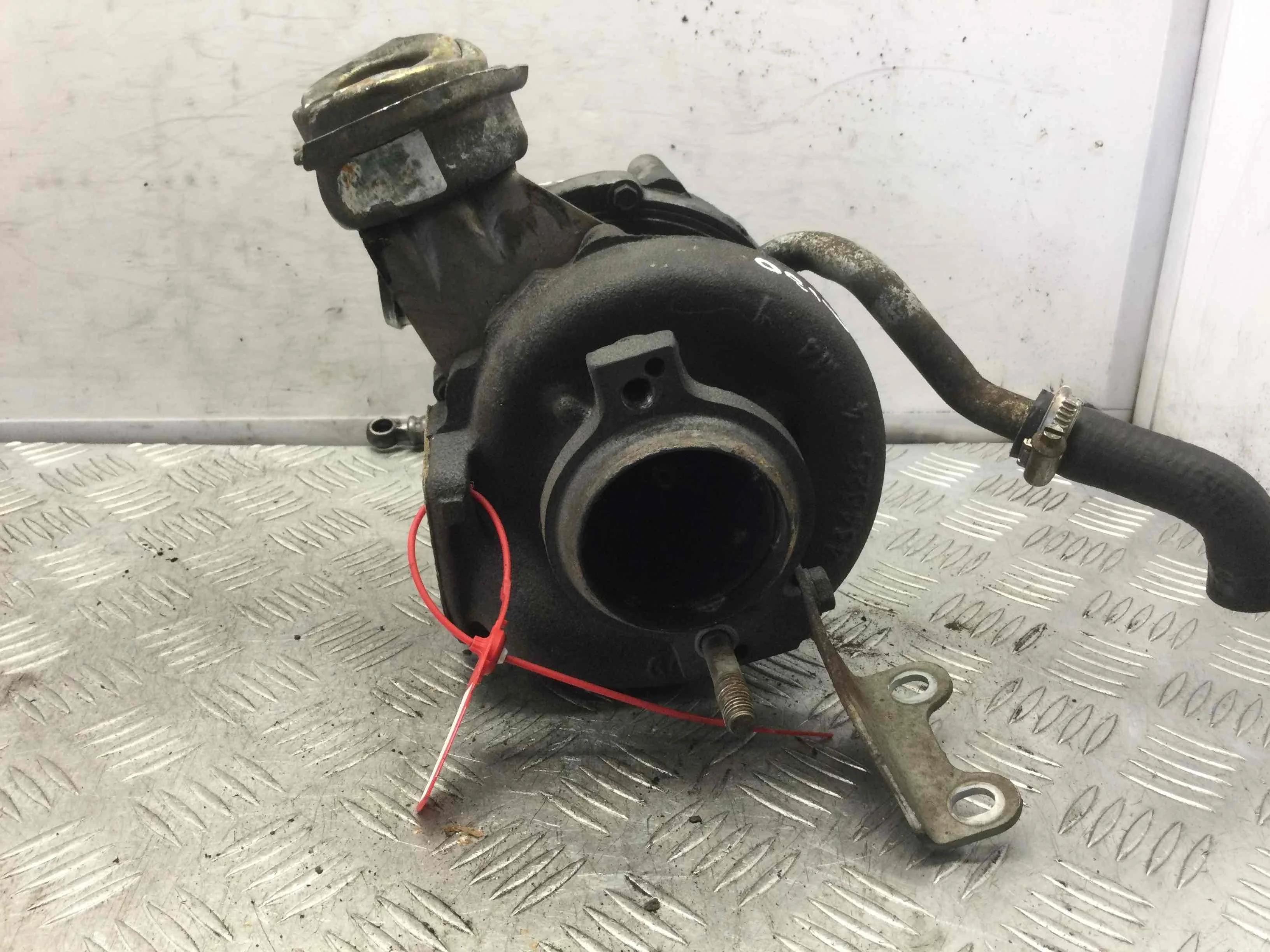 Турбина BMW X5 E53 (1999-2003) дизель 3.0 TDI Автомат