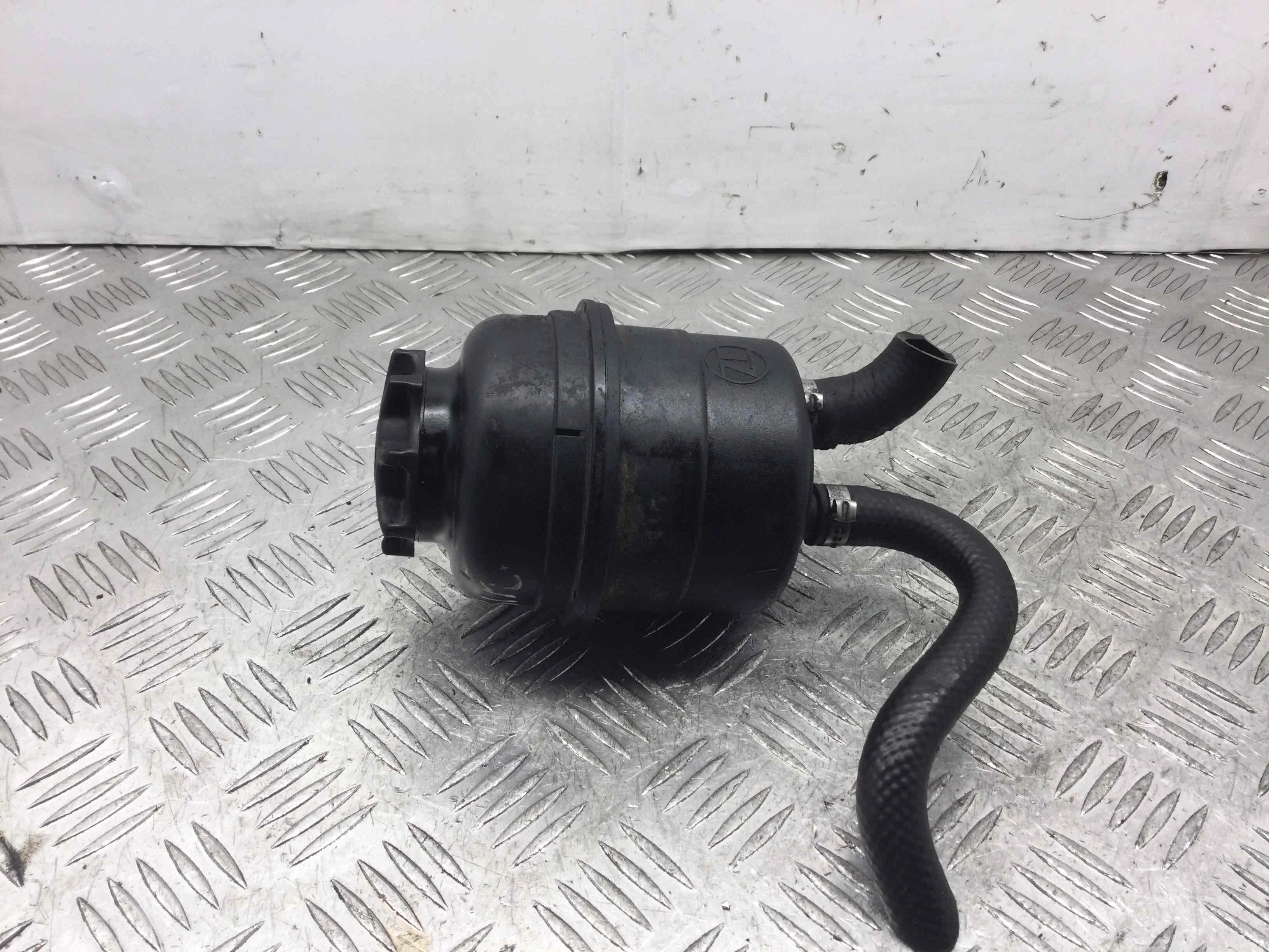 Бачок гидроусилителя BMW X5 E53 (1999-2003) бензин 3.0 i Автомат