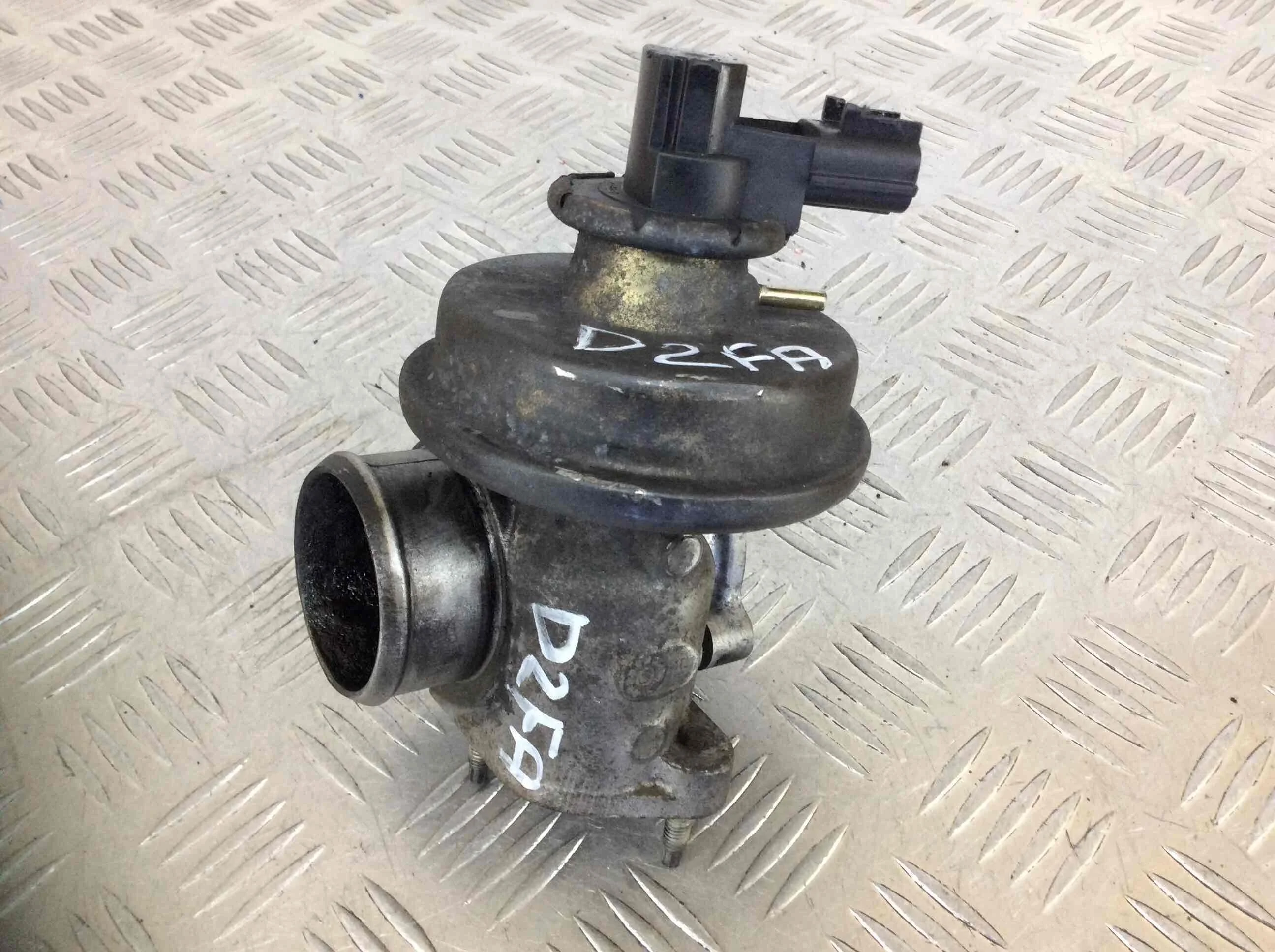 Клапан EGR Ford Transit 3 поколение (2000-2006) дизель 2.4 Di Механика Микроавтобус