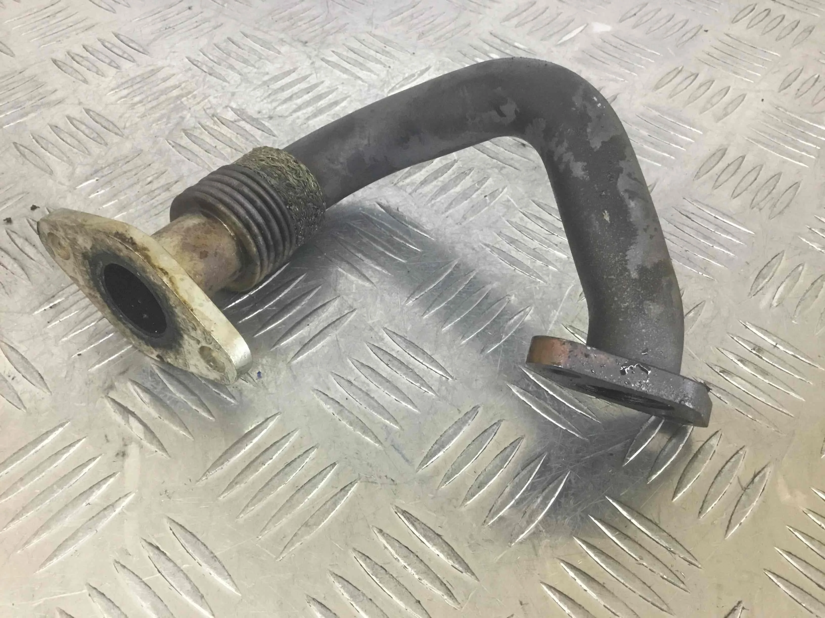 Трубка системы рециркуляции EGR Volkswagen Golf Plus 1 поколение (2005-2009) дизель 2.0 TDI Механика Х/б