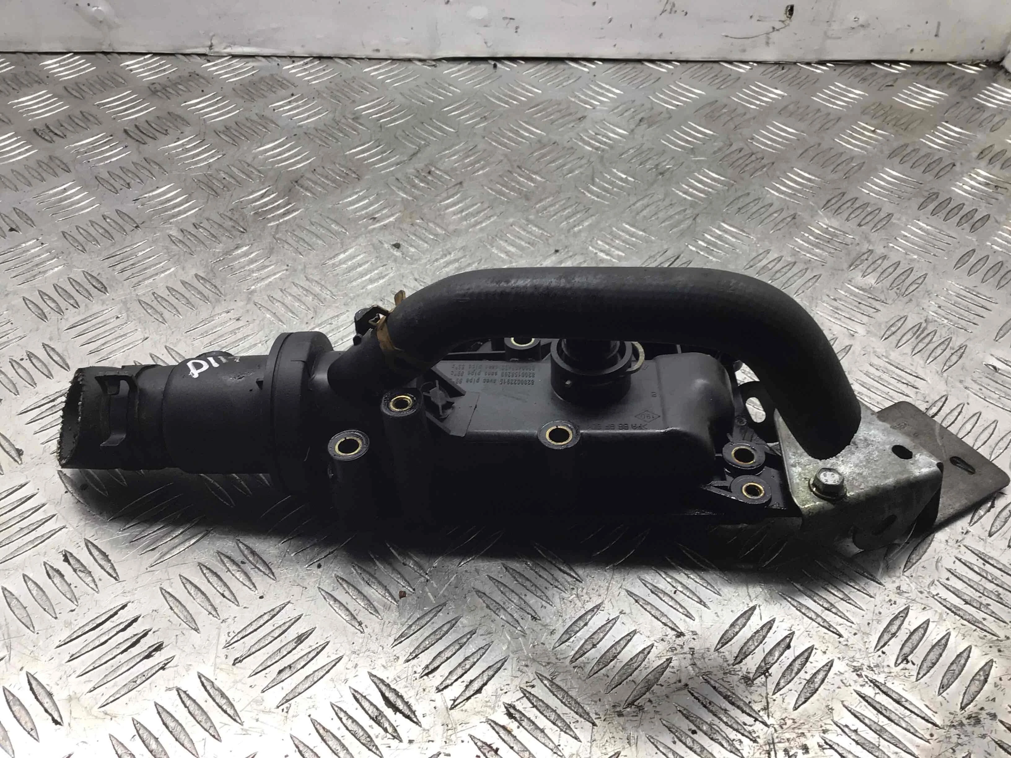 Корпус термостата Renault Scenic 2 поколение (2003-2006) бензин 1.6 i Механика Минивэн